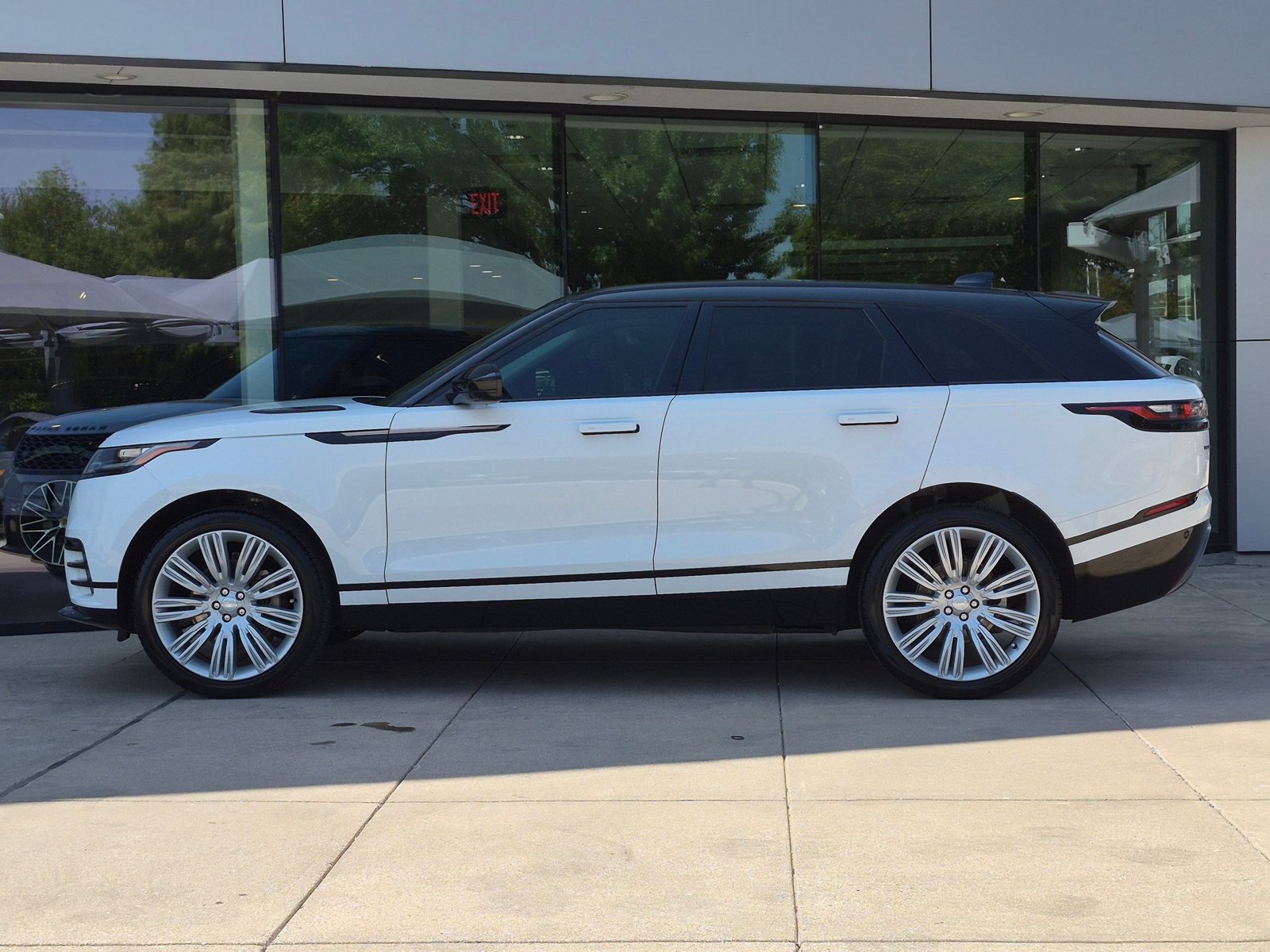 land rover range rover velar 2023 SALYT2EXXPA358036 image land rover range rover velar 2023 SALYT2EXXPA358036 image